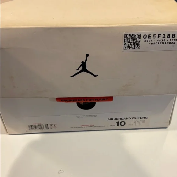 Nike Jordan XXXIII
Travis Scott - Picture 9 of 9